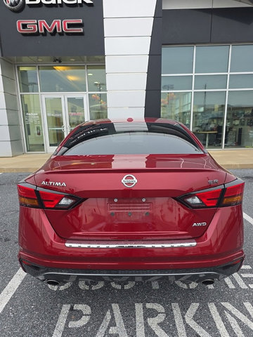 Used 2021 Nissan Altima 2.5 SR w/ SR Premium Package image 4