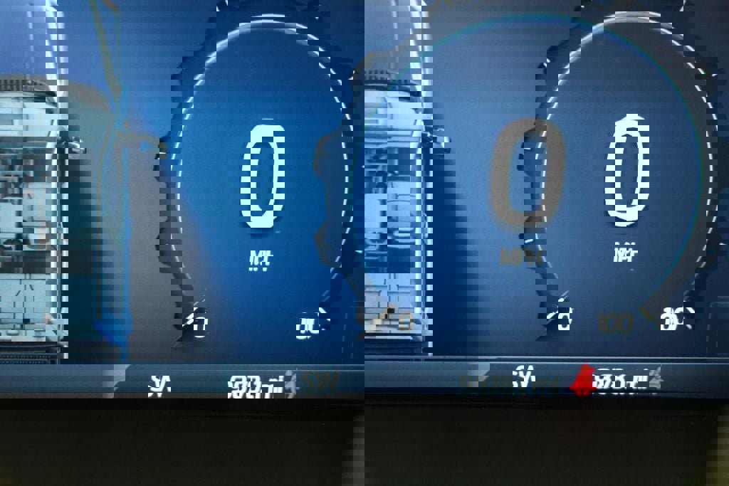 Used 2024 Ford F450 Platinum image 32