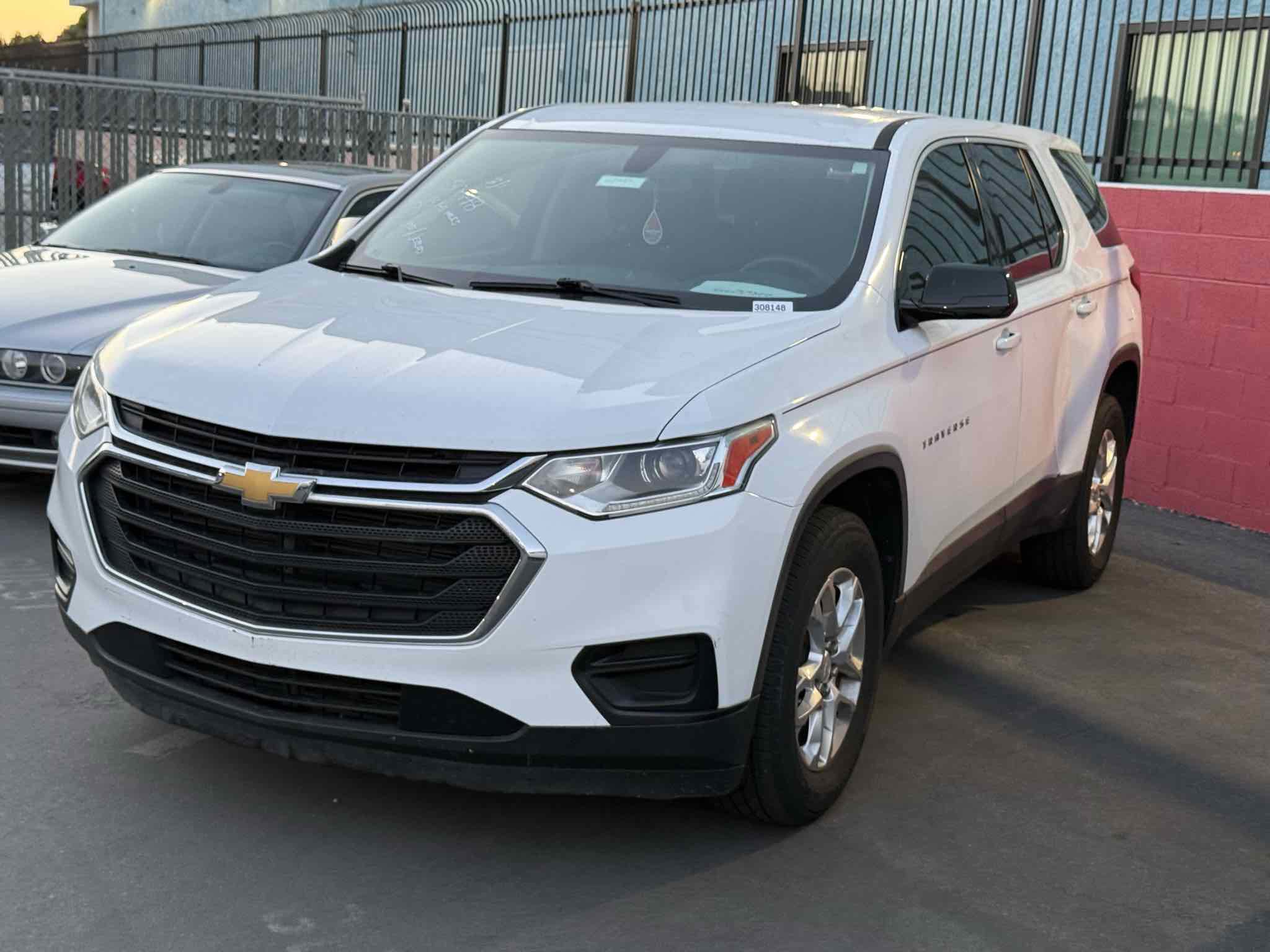 Used 2019 Chevrolet Traverse LS image 3