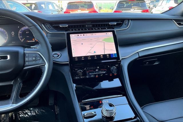 New 2024 Jeep Grand Cherokee Limited w/ Black Appearance Package image 8