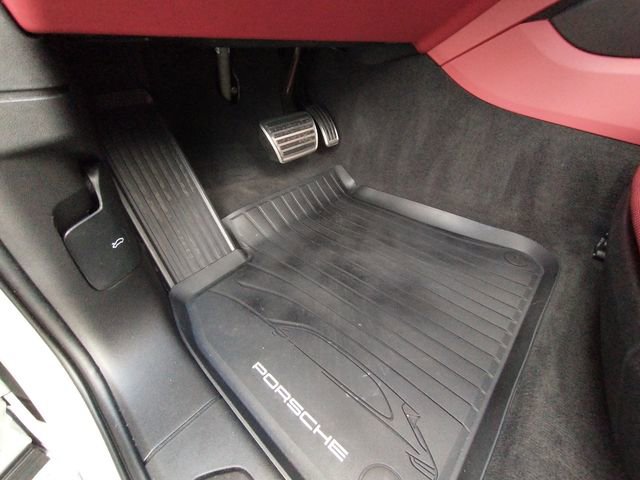 Used 2022 Porsche Cayenne GTS image 32