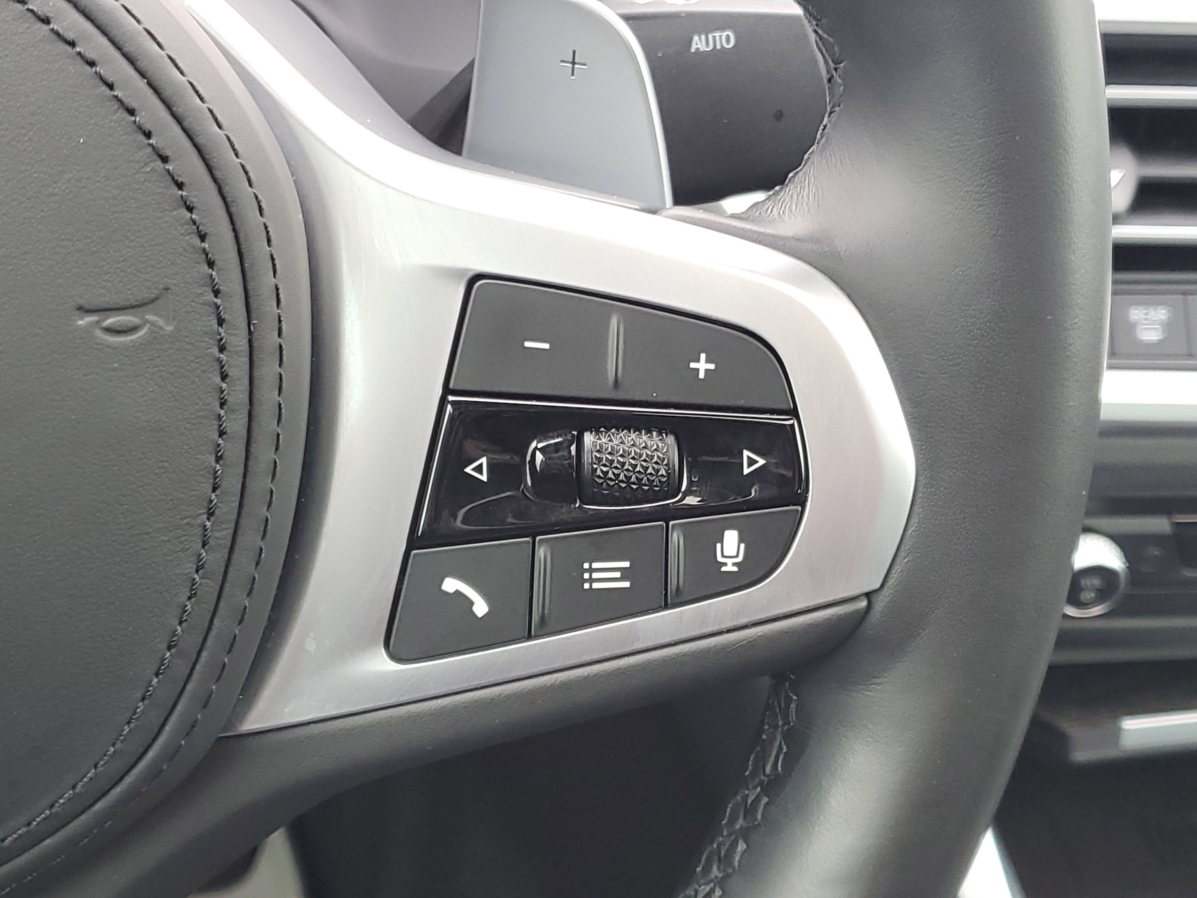 Used 2022 BMW 430i xDrive Coupe w/ M Sport Package image 13