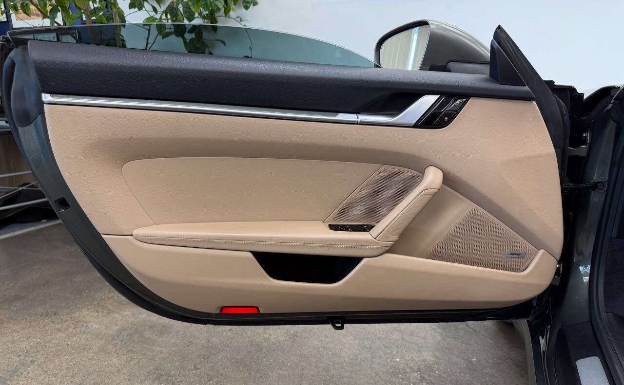 Used 2021 Porsche 911 image 62