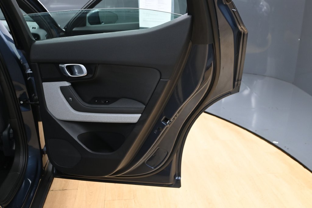Used 2024 Polestar Polestar 2 AWD/4WD image 29