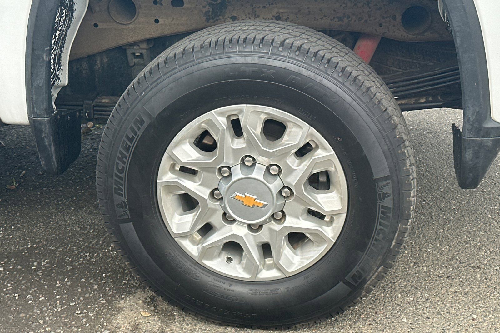 Used 2023 Chevrolet Silverado 2500 LT image 7