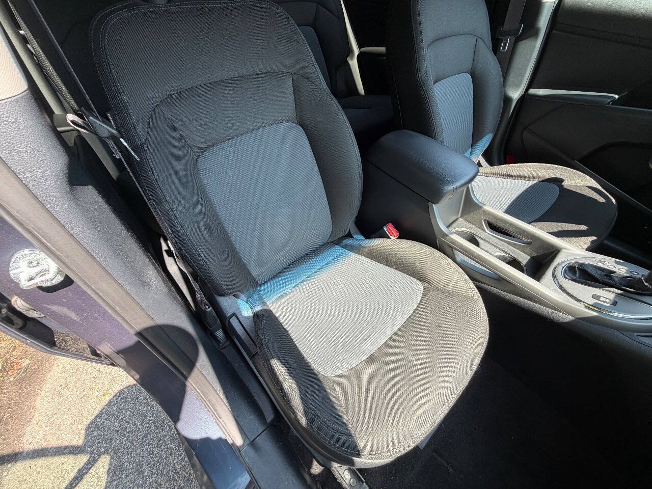 Used 2015 Kia Sportage LX AWD/4WD image 11