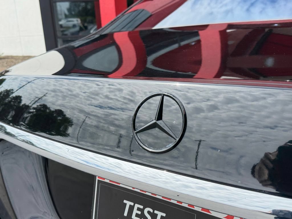 Used 2019 Mercedes-Benz S 560 Sedan image 8