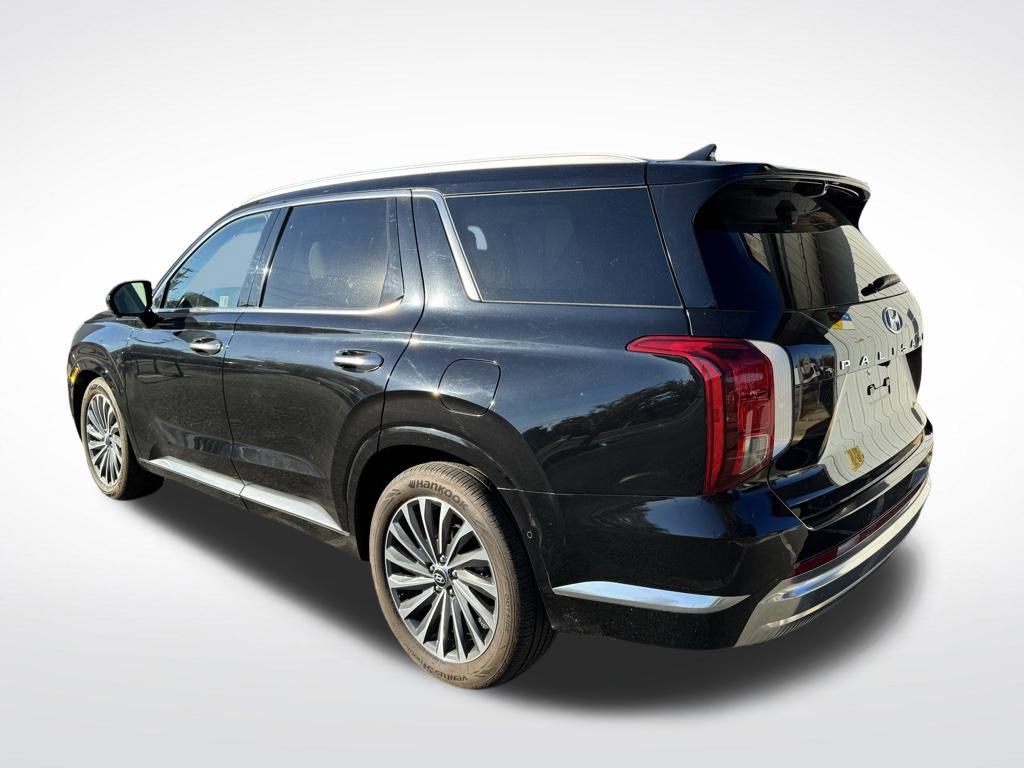 Used 2024 Hyundai Palisade Calligraphy image 4