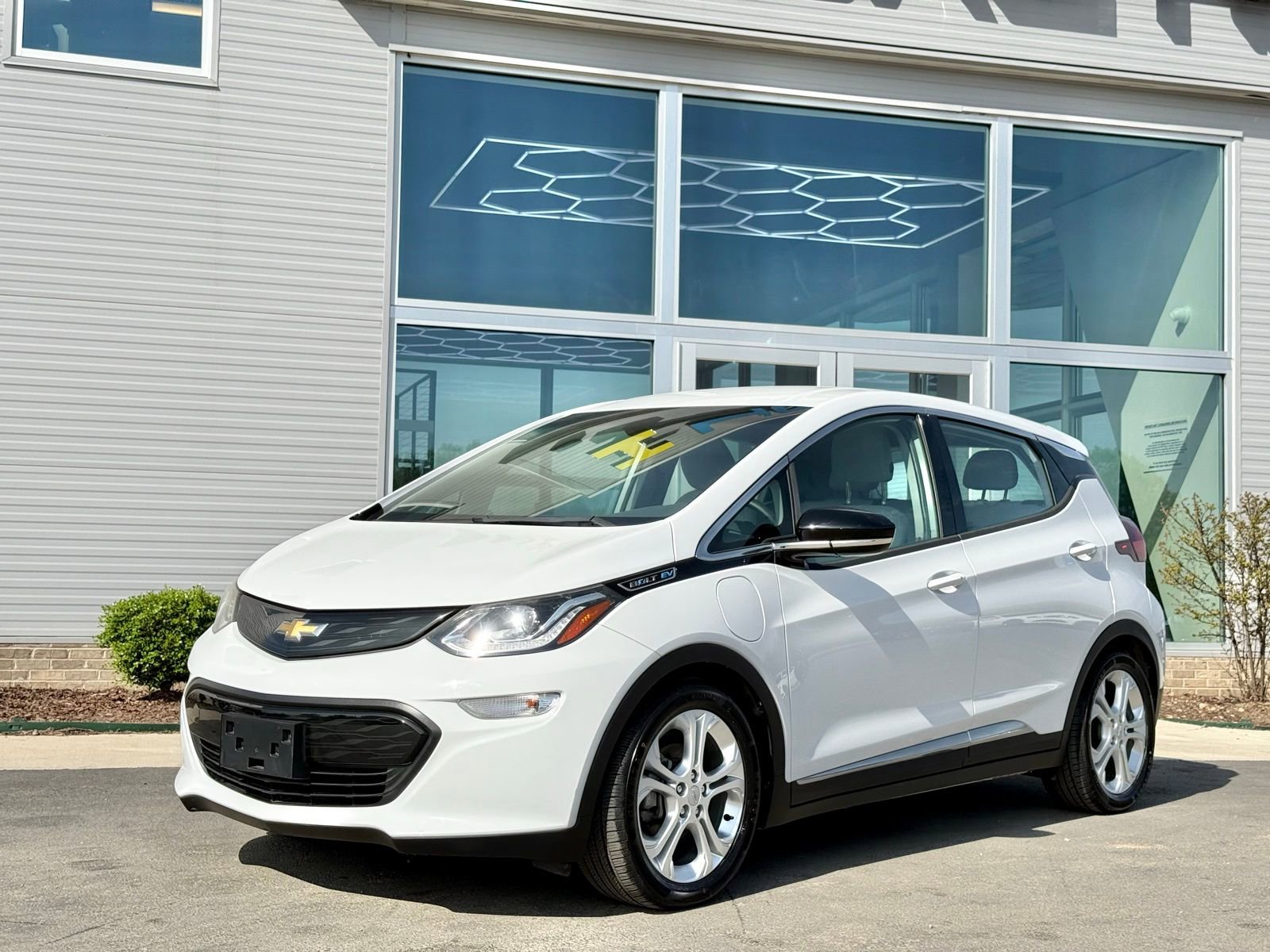 Used 2018 Chevrolet Bolt LT FWD image 6