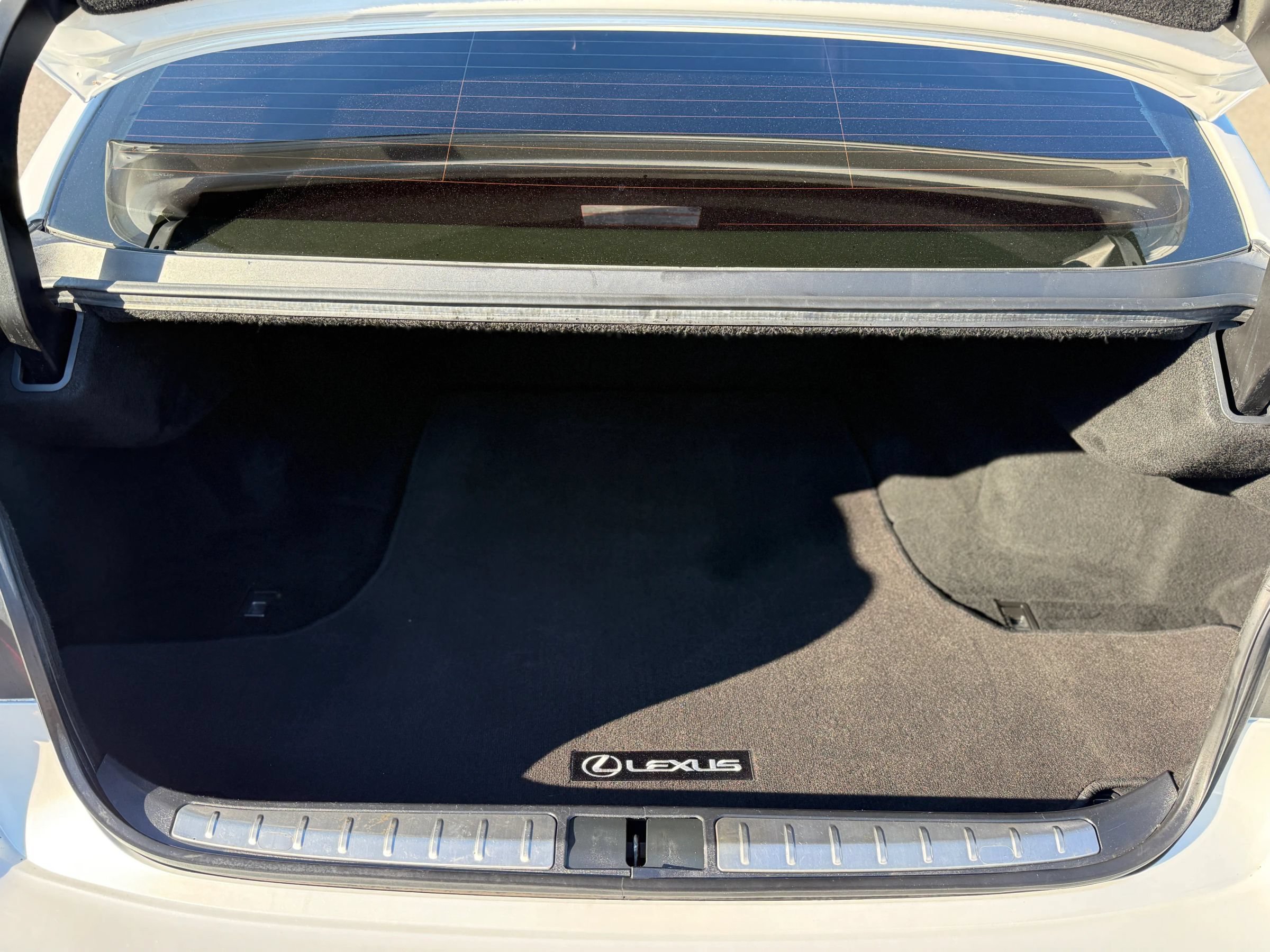 Used 2022 Lexus LS 500 w/ Interior Upgrade Package RWD image 5