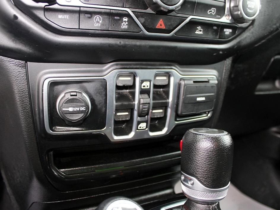Used 2022 Jeep Wrangler Unlimited Sport image 16