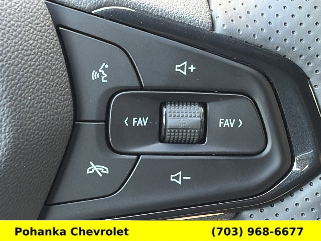 Certified 2026 Chevrolet Trax RS w/ Sunroof Package FWD image 13