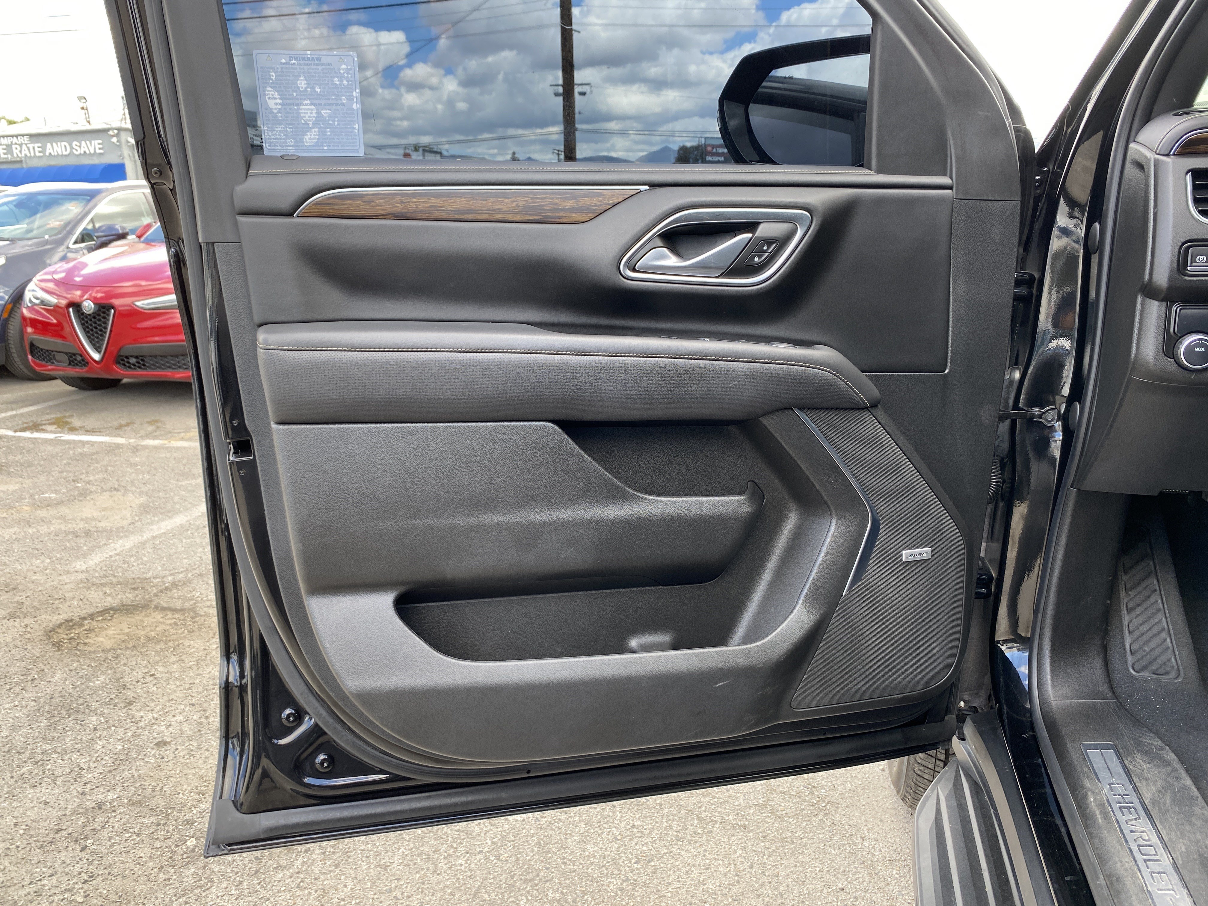 Used 2022 Chevrolet Suburban Premier w/ Max Trailering Package RWD image 14