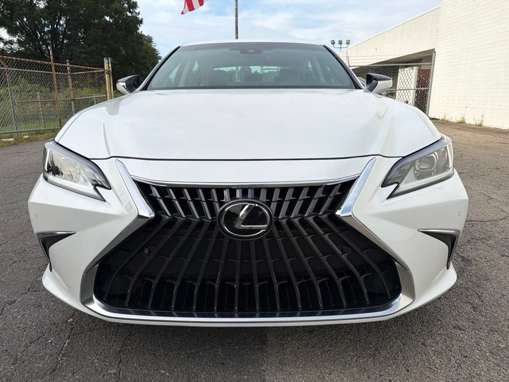 Used 2023 Lexus ES 250 w/ Premium Package w/ Premium Package AWD/4WD image 7