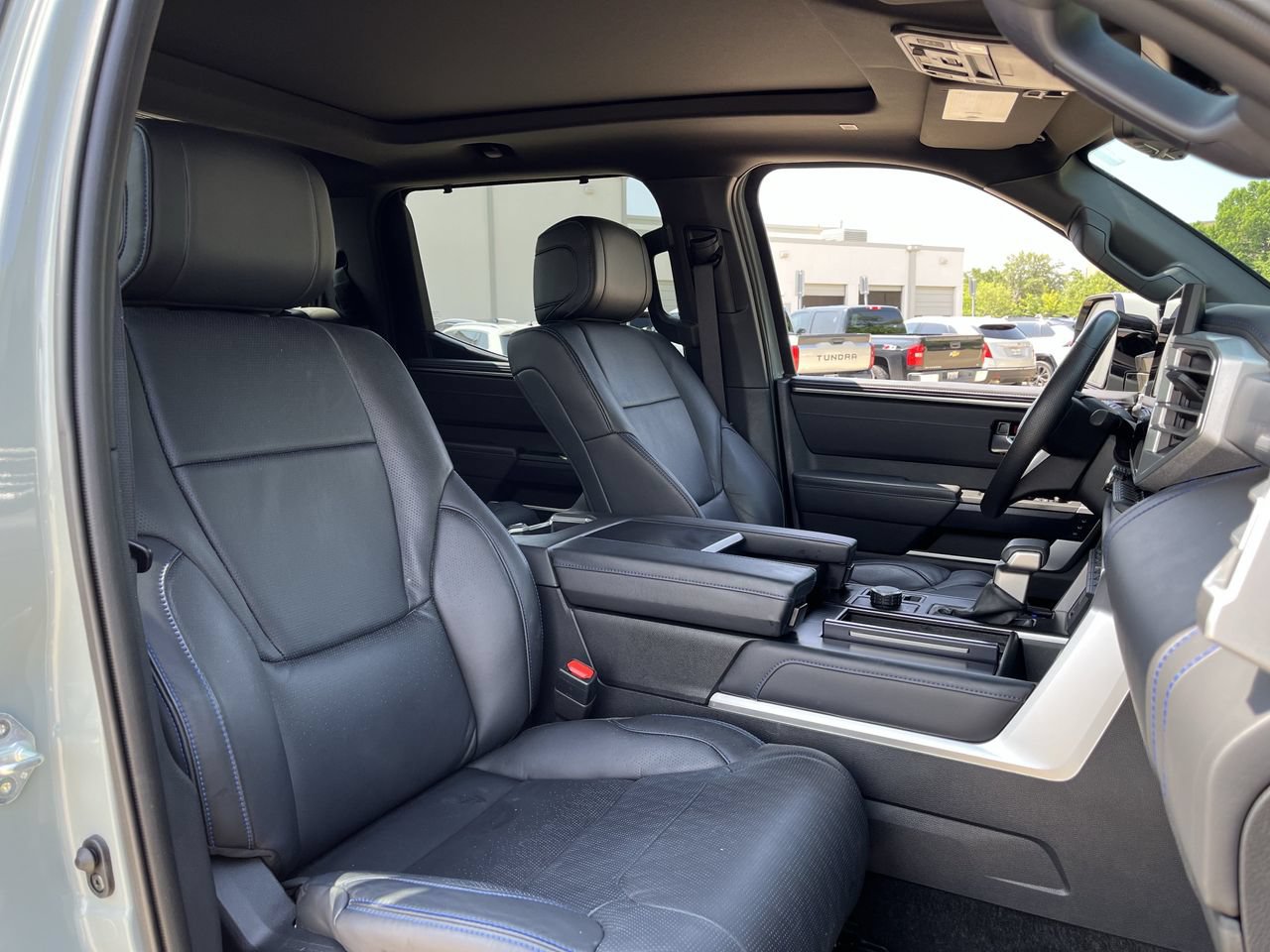 Used 2024 Toyota Tundra Platinum AWD/4WD image 25
