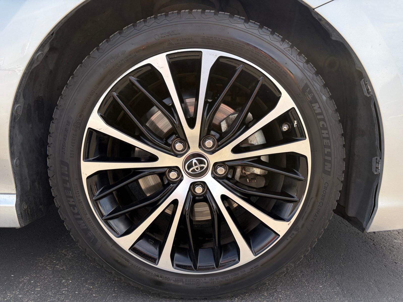 Used 2019 Toyota Camry SE w/ Audio Package FWD image 30