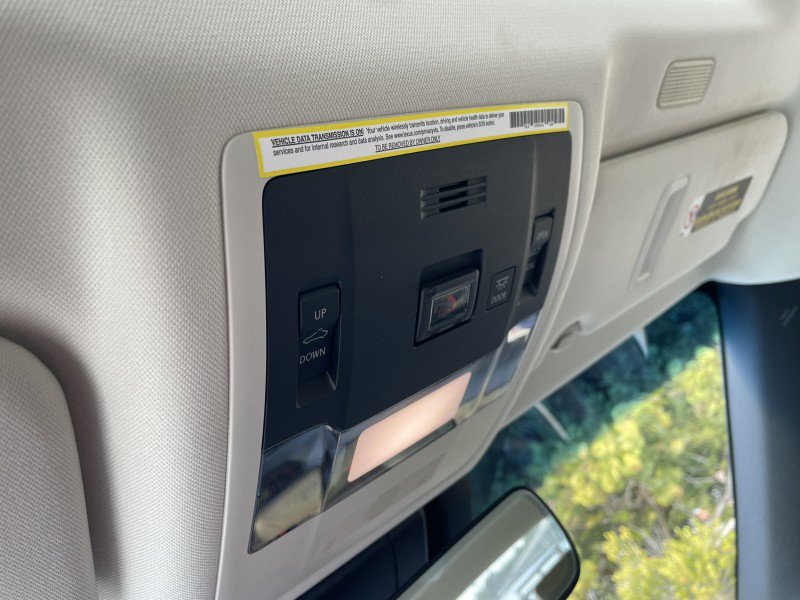 Used 2021 Lexus ES 350 w/ Premium Package image 29