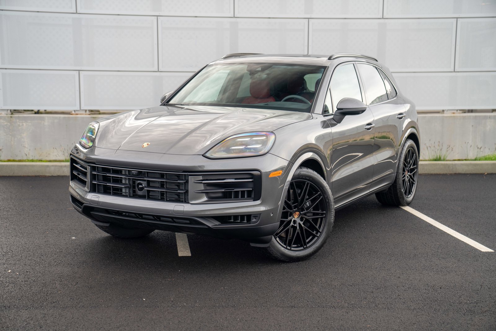 New 2026 Porsche Cayenne image 1