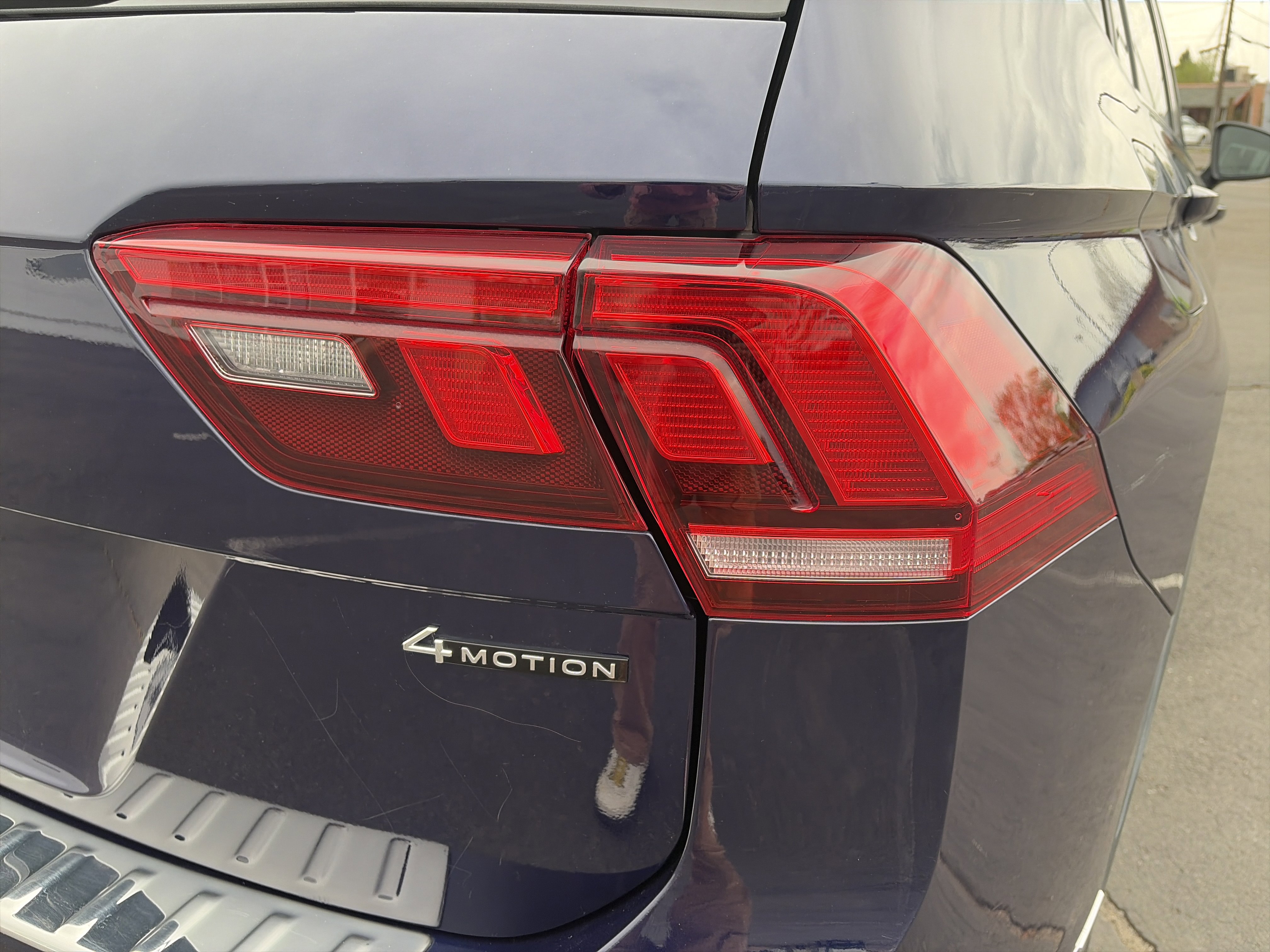 Certified 2023 Volkswagen Tiguan SE AWD/4WD image 25