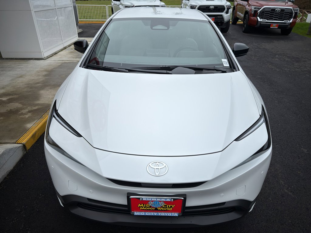 New 2026 Toyota Prius LE image 5