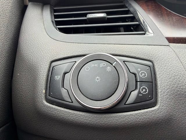 Used 2012 Ford Edge Limited AWD/4WD image 24