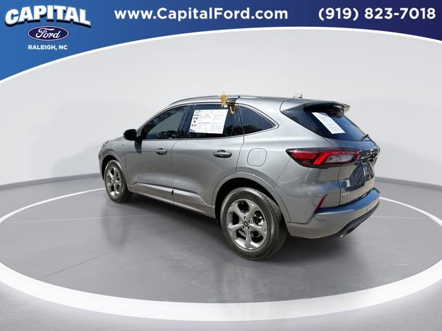 Certified 2024 Ford Escape ST-Line w/ Tech Pack #1 AWD/4WD image 6