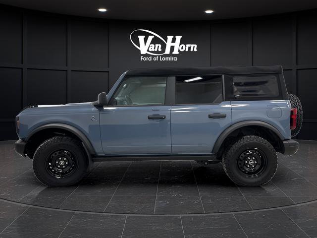 Used 2023 Ford Bronco Black Diamond image 12