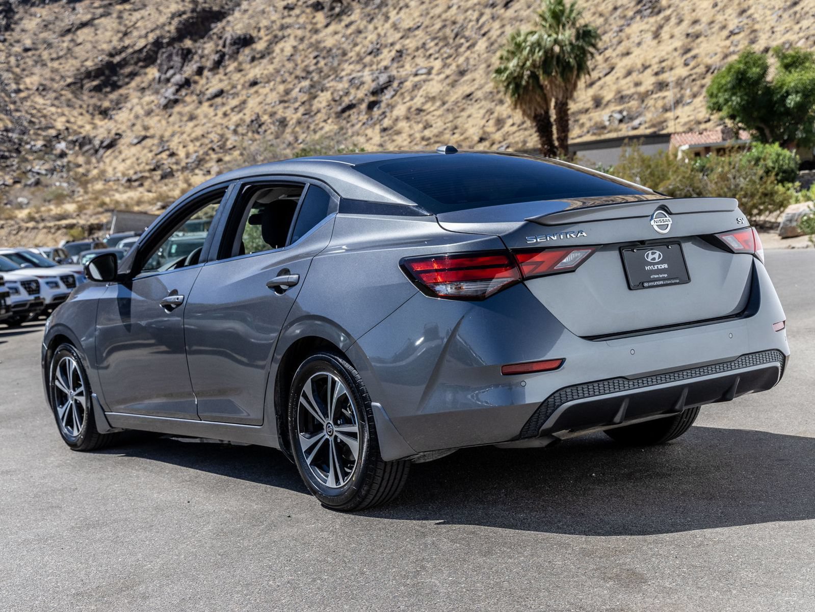 Used 2020 Nissan Sentra SV FWD image 6