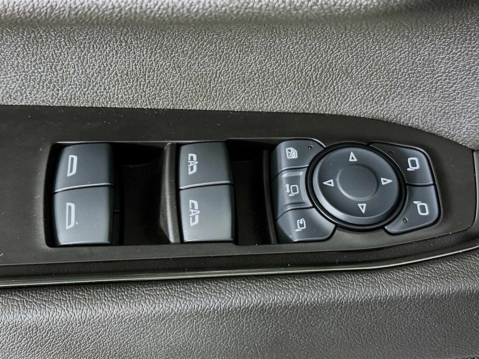 Used 2024 GMC Sierra 2500 AT4 w/ AT4 Premium Plus Package image 14