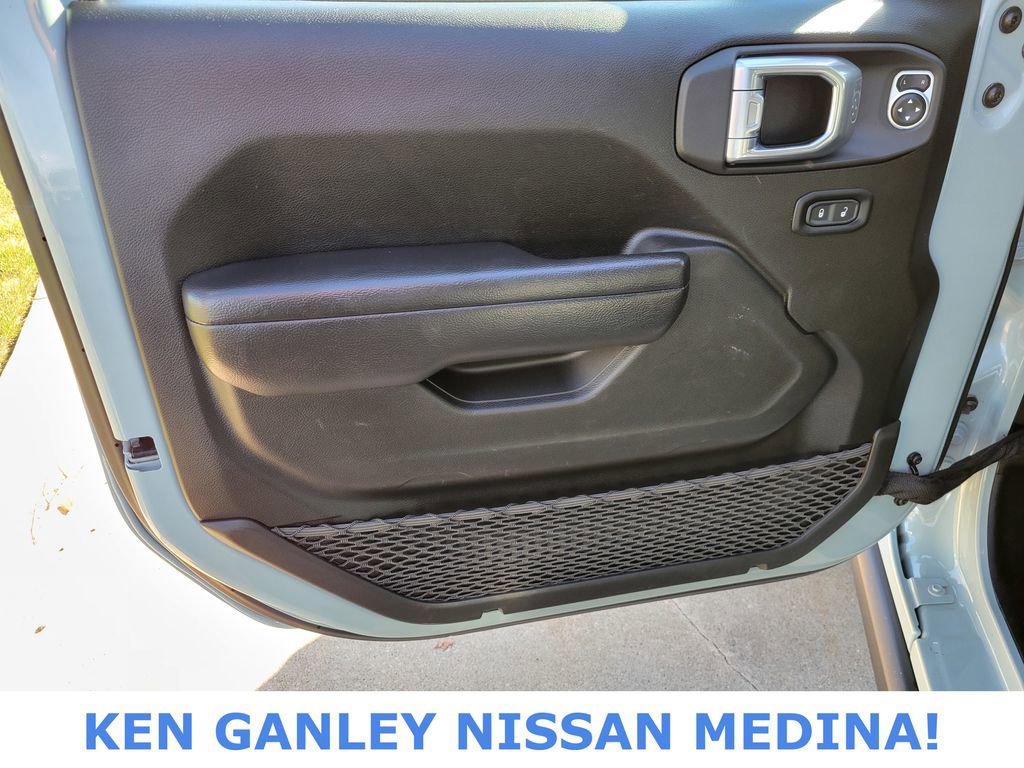 Used 2024 Jeep Wrangler Unlimited Rubicon image 36