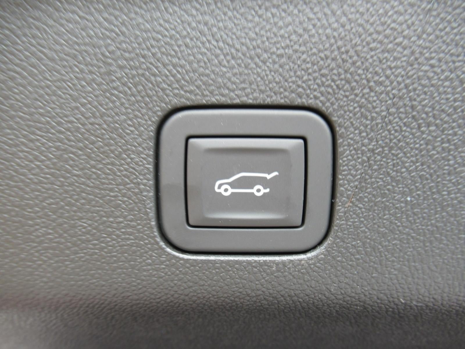 New 2026 GMC Yukon XL Elevation RWD image 36