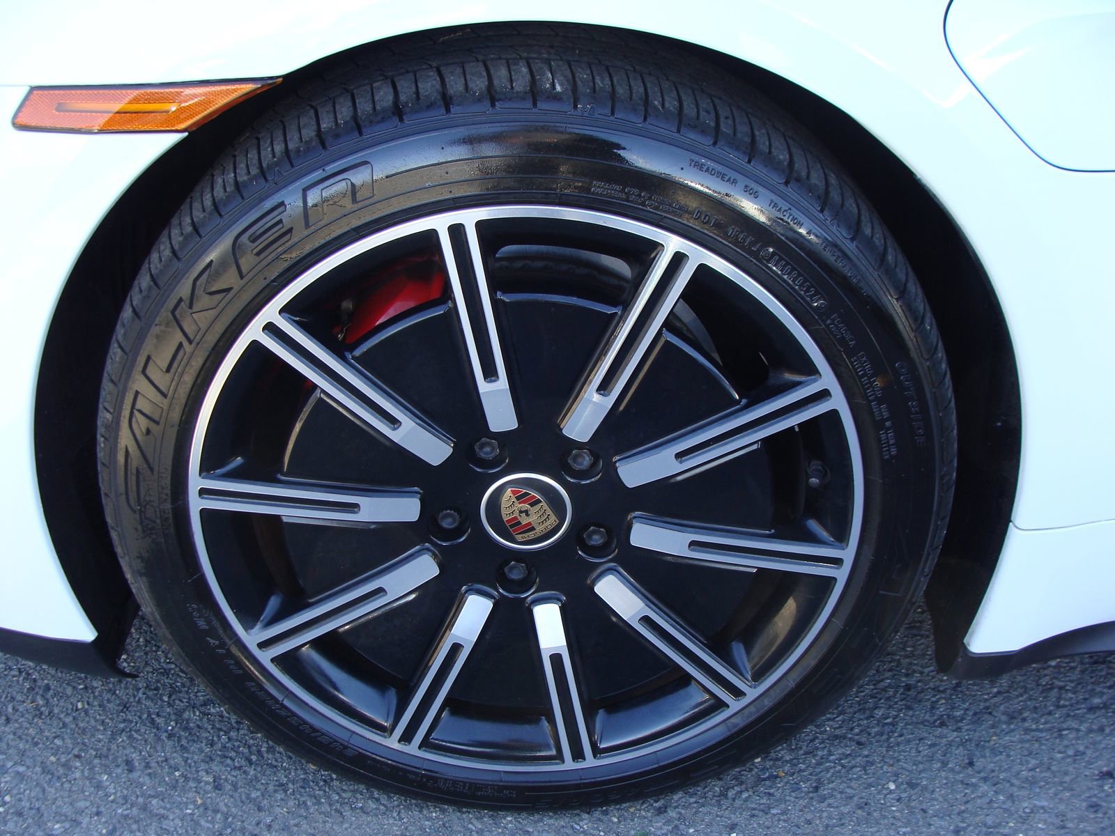 Used 2020 Porsche Taycan 4S image 38