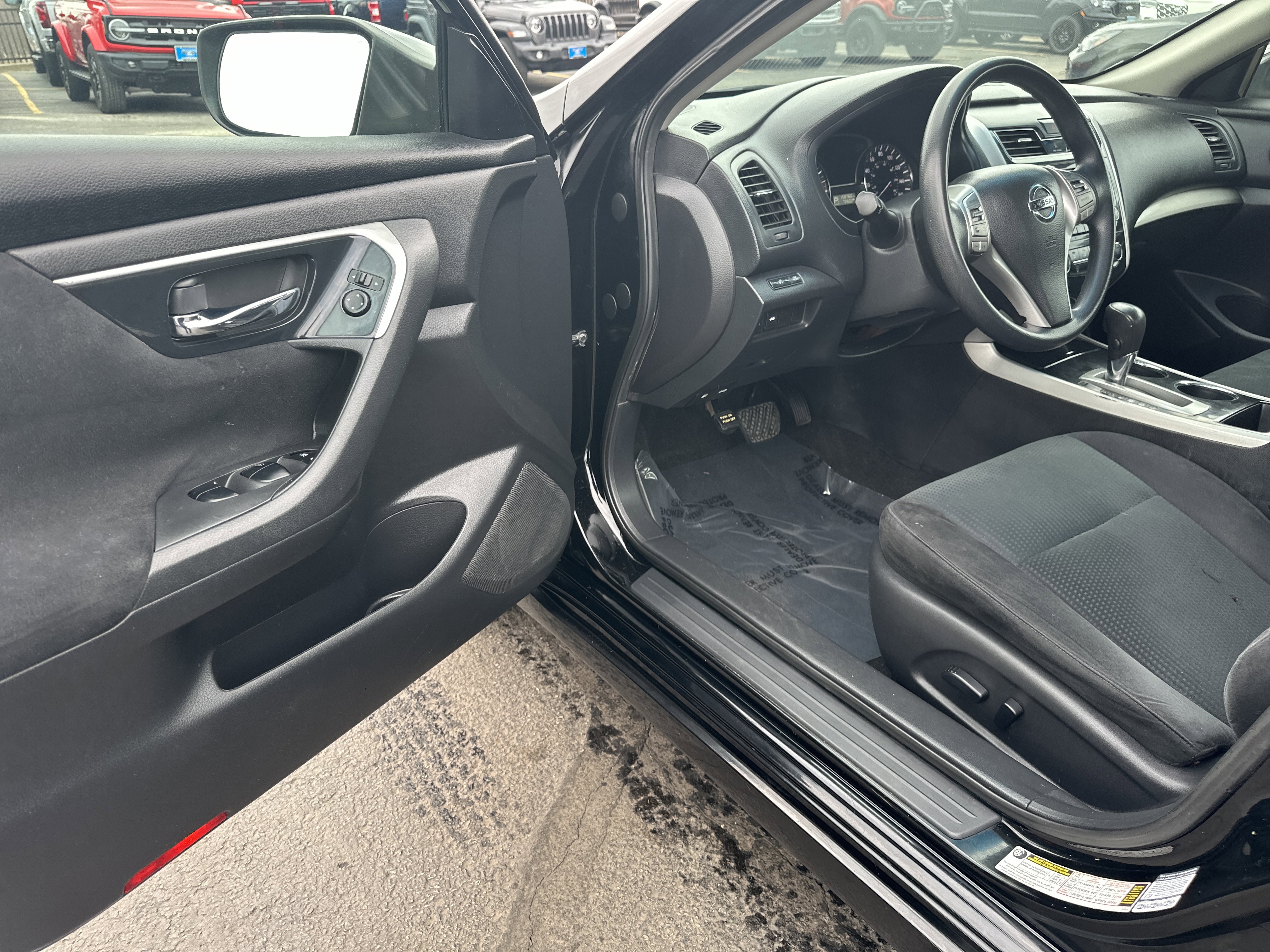 Used 2014 Nissan Altima 2.5 S w/ Display Audio Package image 13