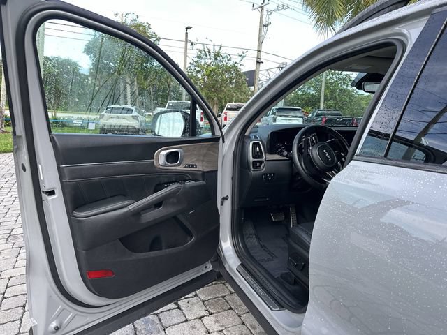 Used 2023 Kia Sorento SX Prestige AWD/4WD image 22