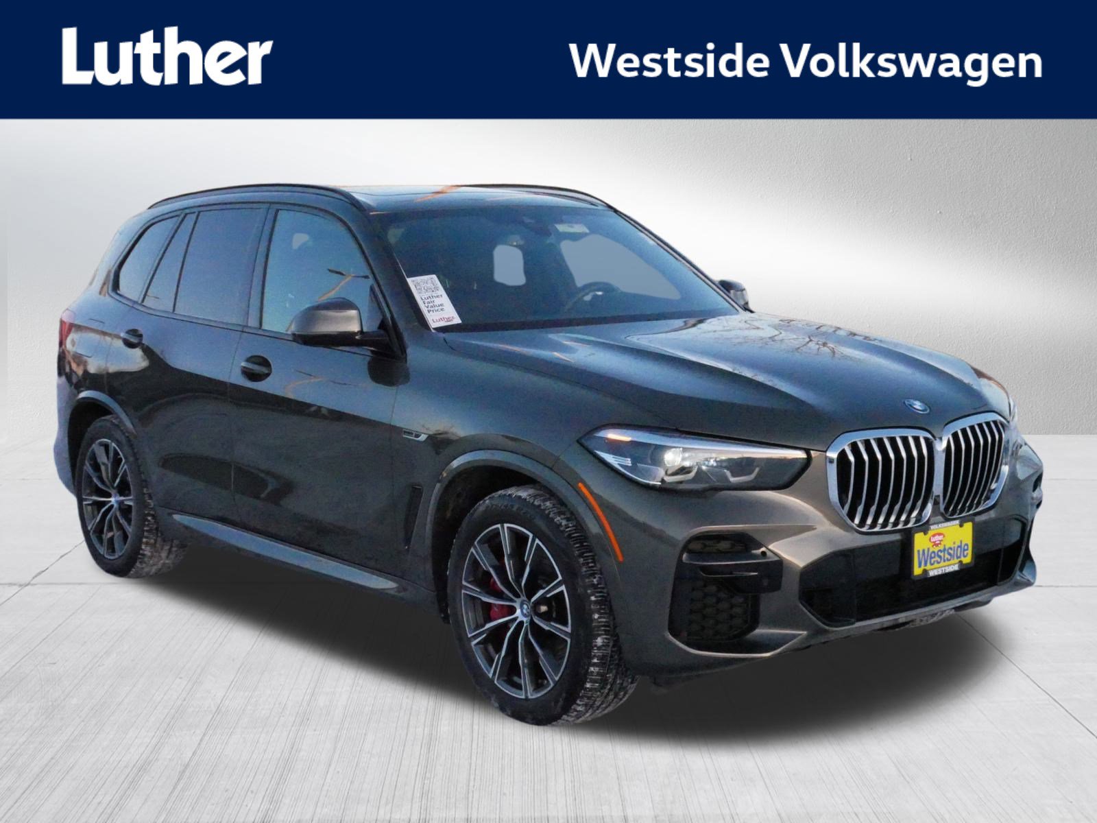 Used 2023 BMW X5 xDrive45e w/ M Sport Package video 1