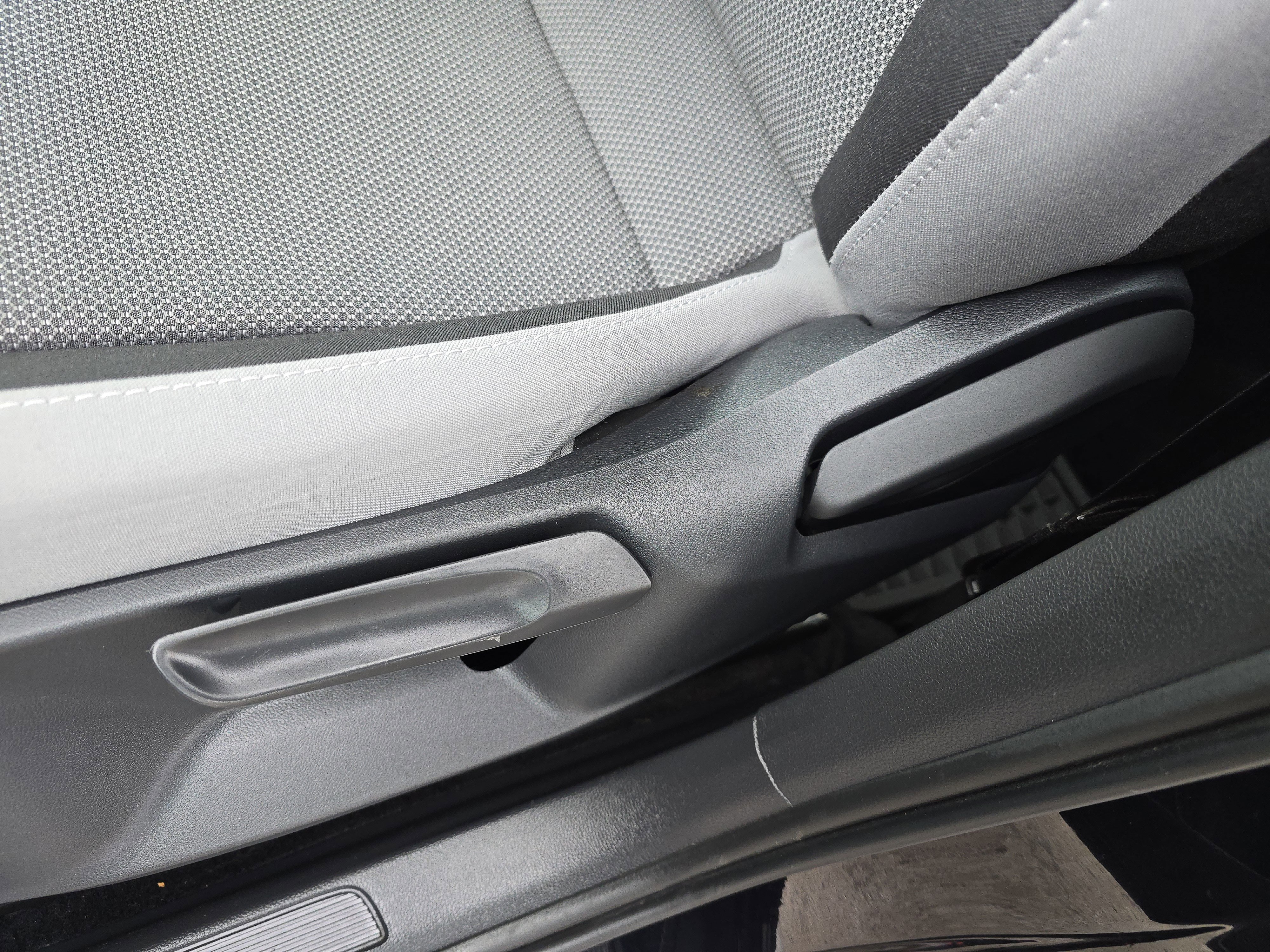 Certified 2022 Volkswagen Taos S image 20