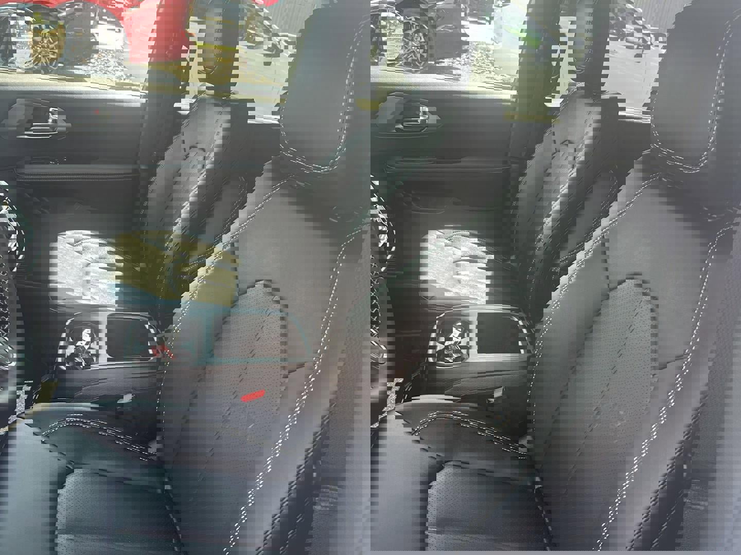 New 2026 Chrysler Voyager LX image 10