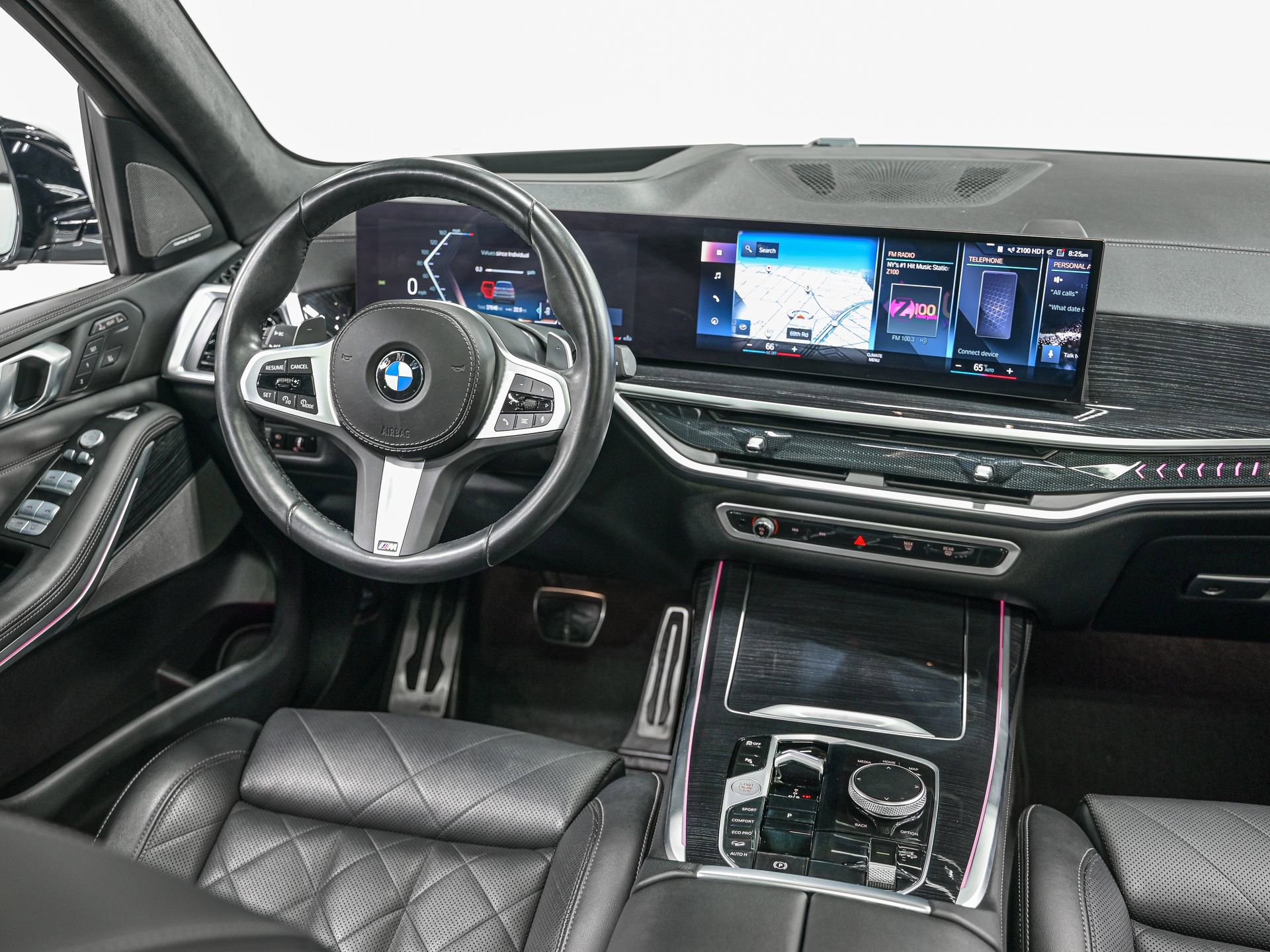 Used 2023 BMW X7 xDrive40i w/ M Sport Package image 30