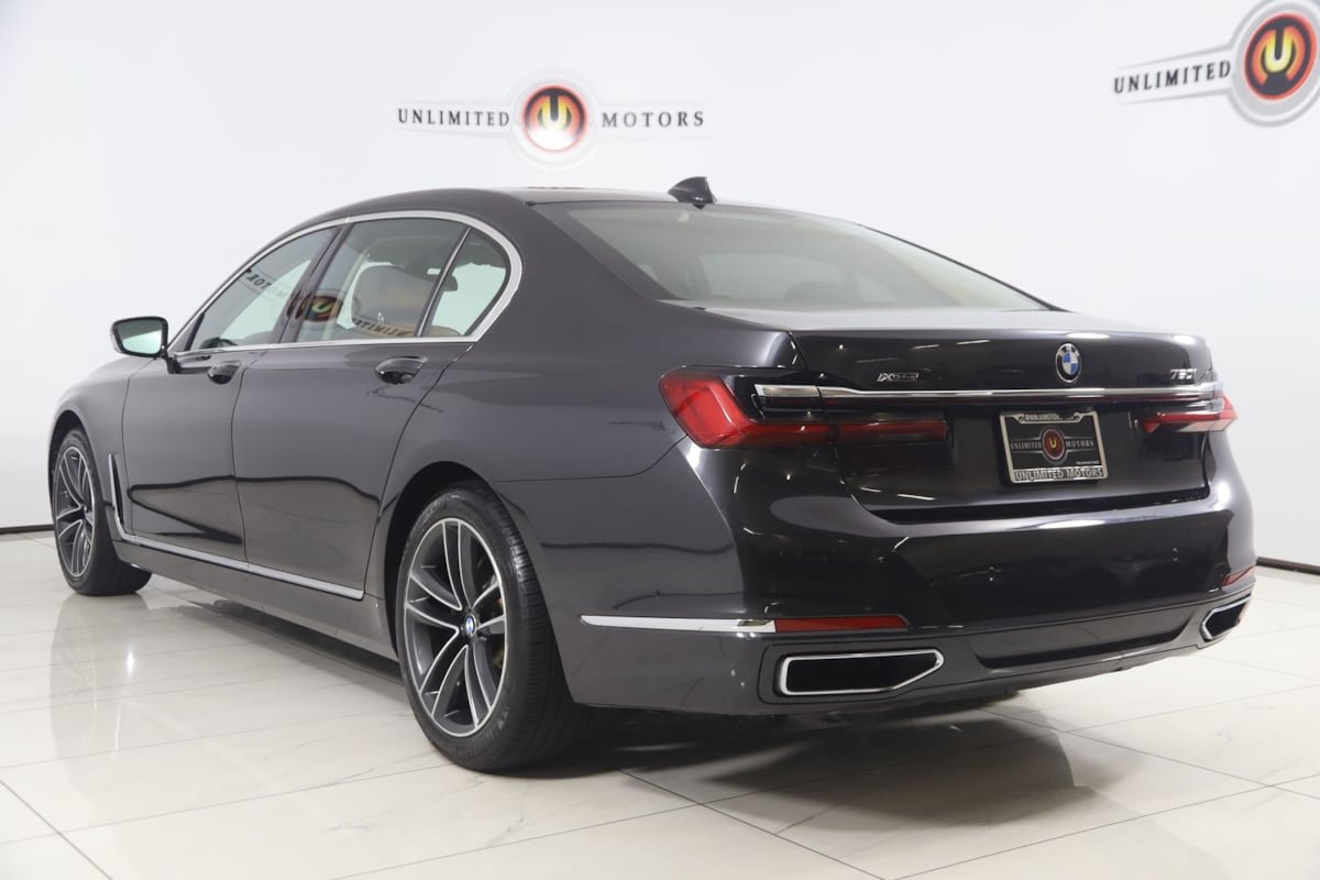Used 2020 BMW 750i xDrive AWD/4WD image 4