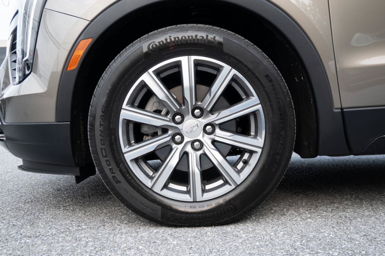 Used 2020 Cadillac XT4 Sport AWD/4WD image 36