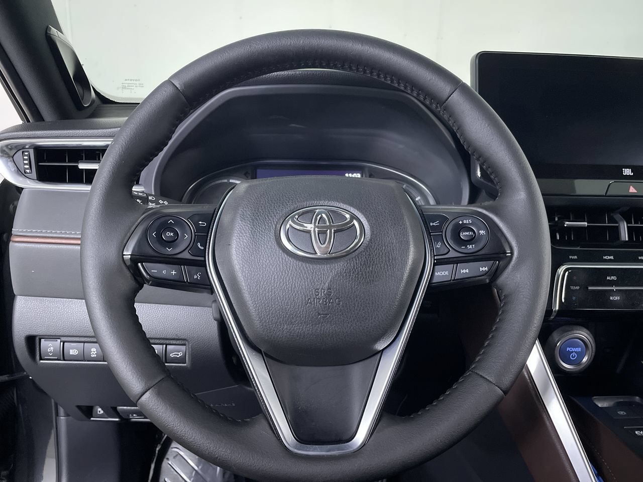Used 2021 Toyota Venza Limited AWD/4WD image 13
