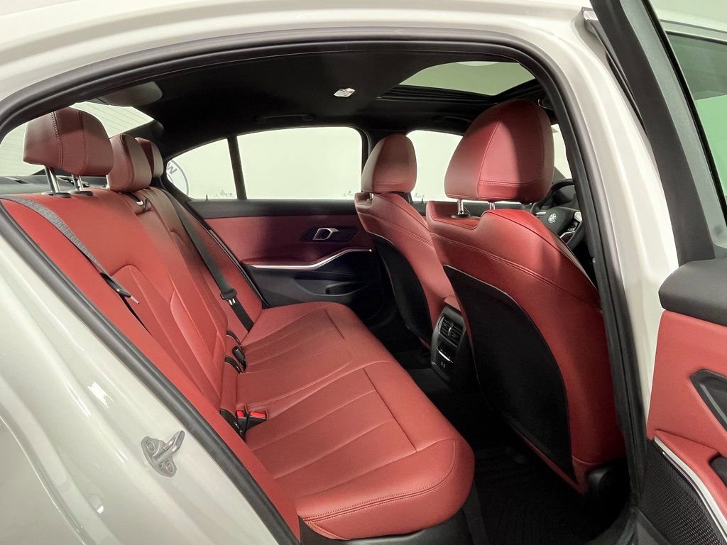 Certified 2025 BMW 330i xDrive Sedan w/ Premium Package image 23