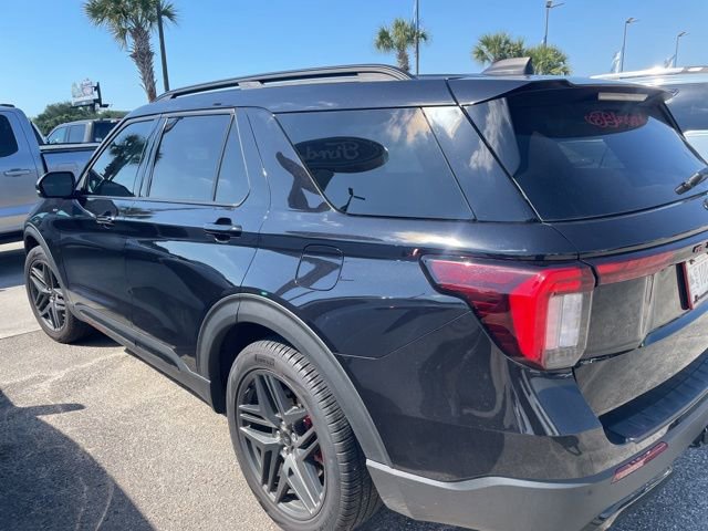 Used 2025 Ford Explorer ST-Line w/ Premium Package RWD image 5