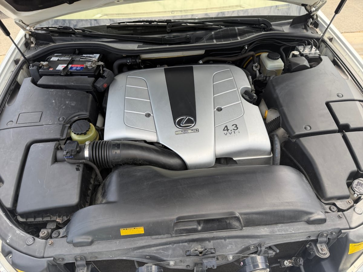 Used 2003 Lexus LS 430 w/ Navigation/Mark Levinson Pkg RWD image 20