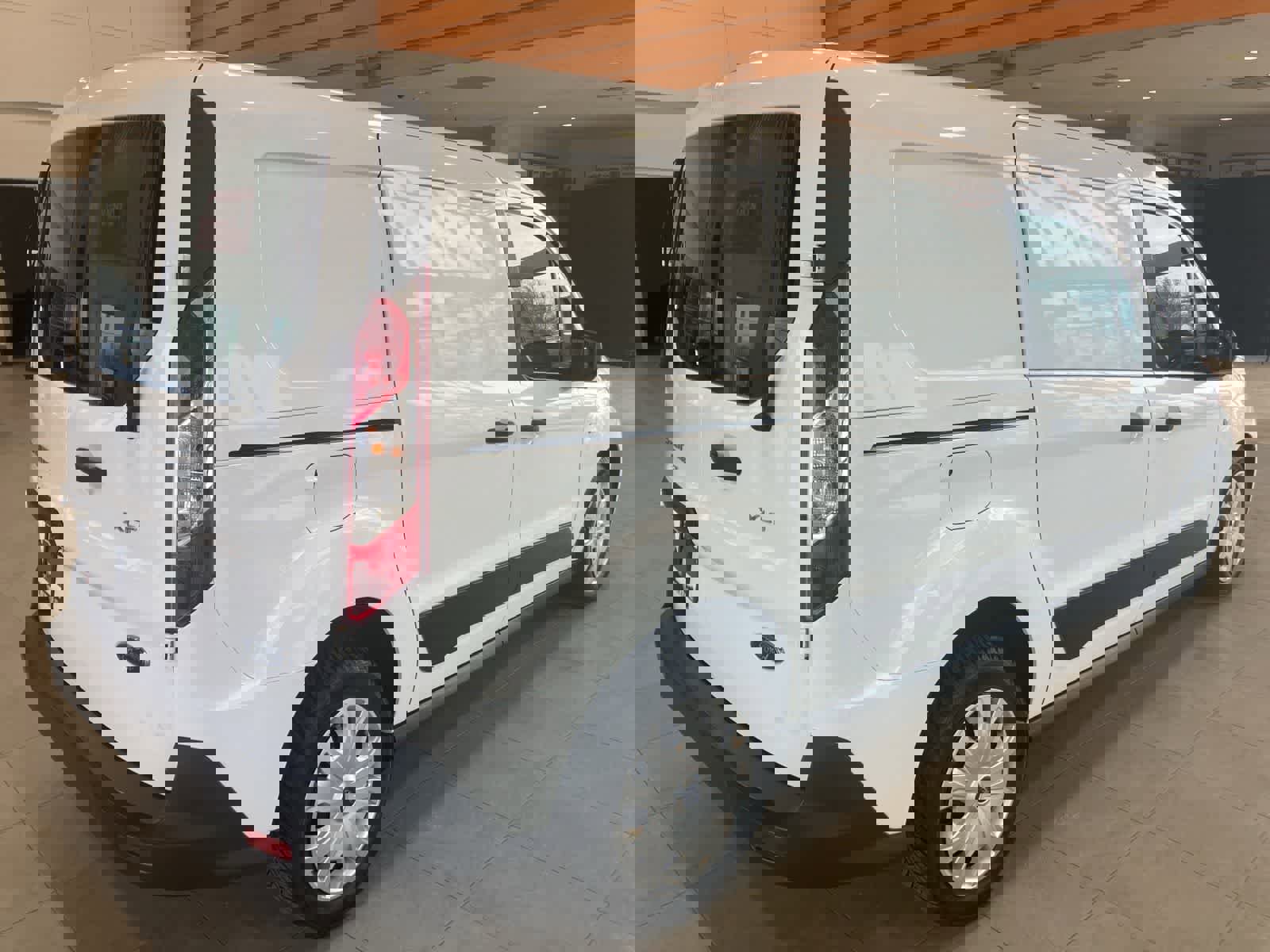 Used 2019 Ford Transit Connect XLT image 5