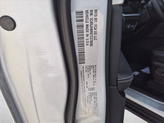 New 2026 Jeep Grand Cherokee Limited AWD/4WD image 17