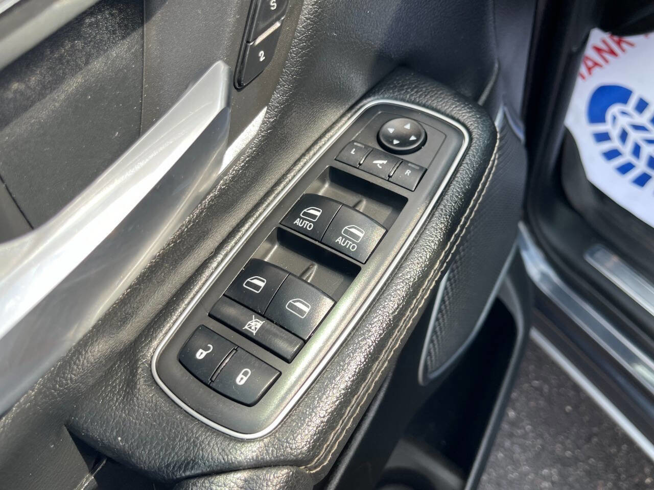 Used 2019 RAM 1500 Laramie image 24