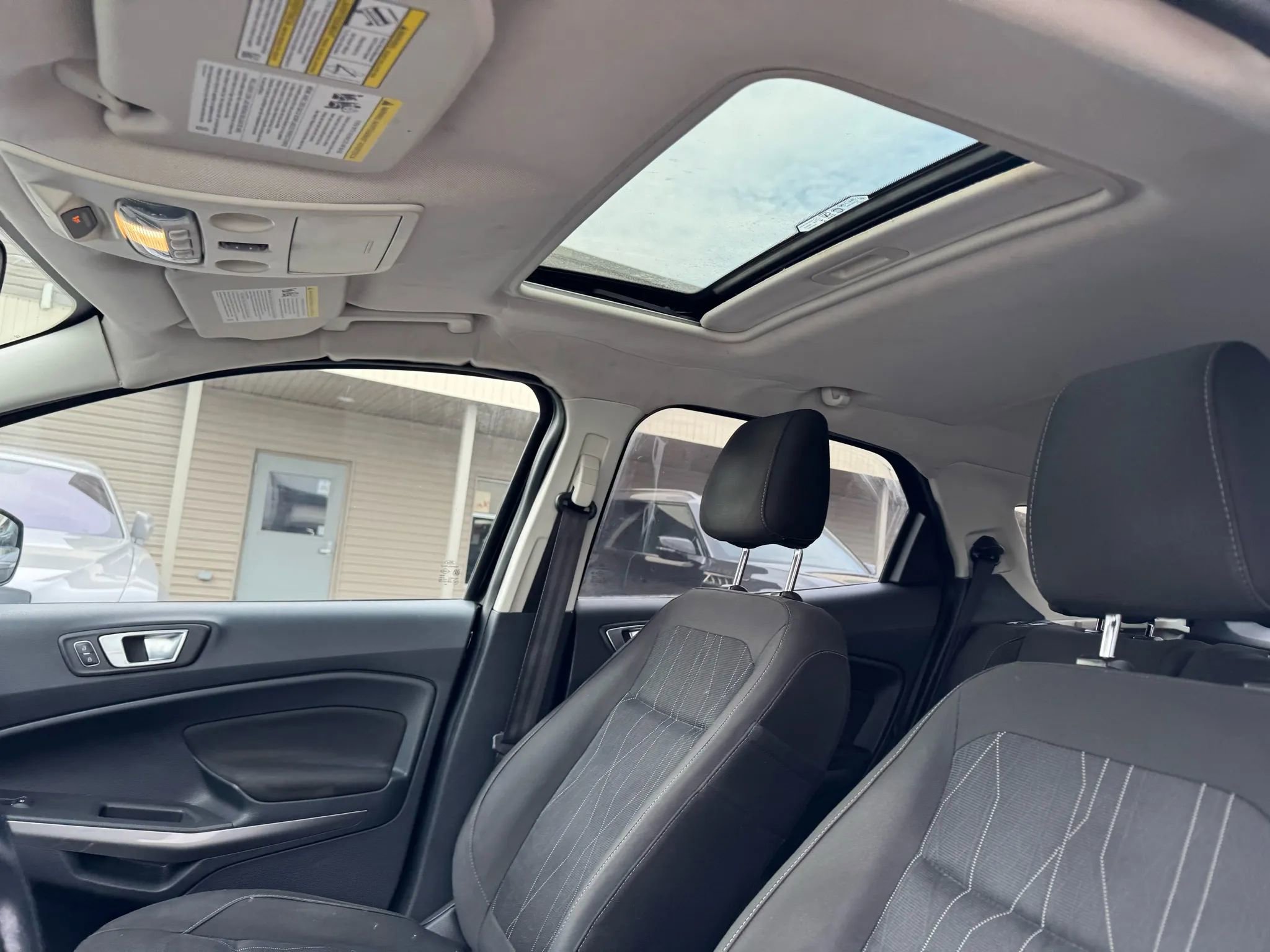 Used 2018 Ford EcoSport SE AWD/4WD image 3