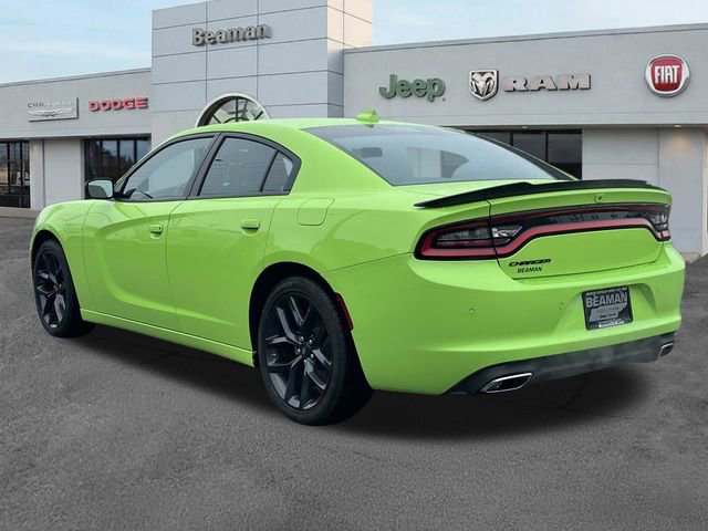 Used 2023 Dodge Charger SXT w/ Blacktop Package RWD image 5
