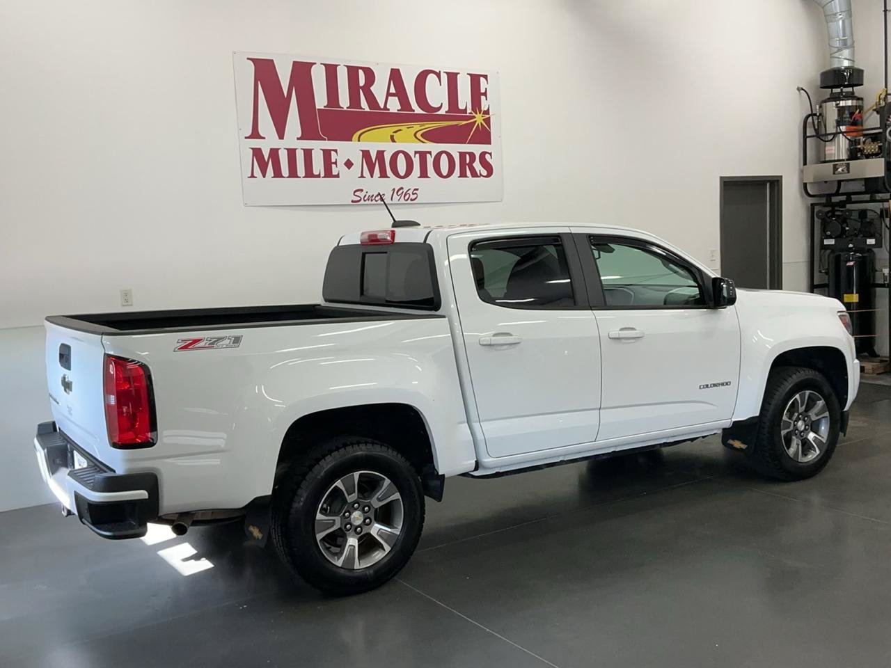 Used 2019 Chevrolet Colorado Z71 AWD/4WD image 7